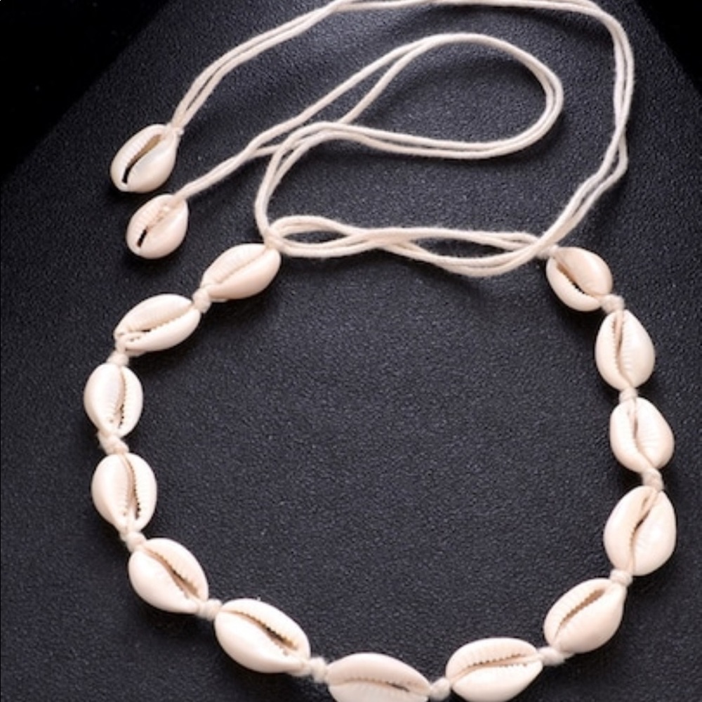 1 left- New Sea shell choker necklace white - Picture 2 of 2